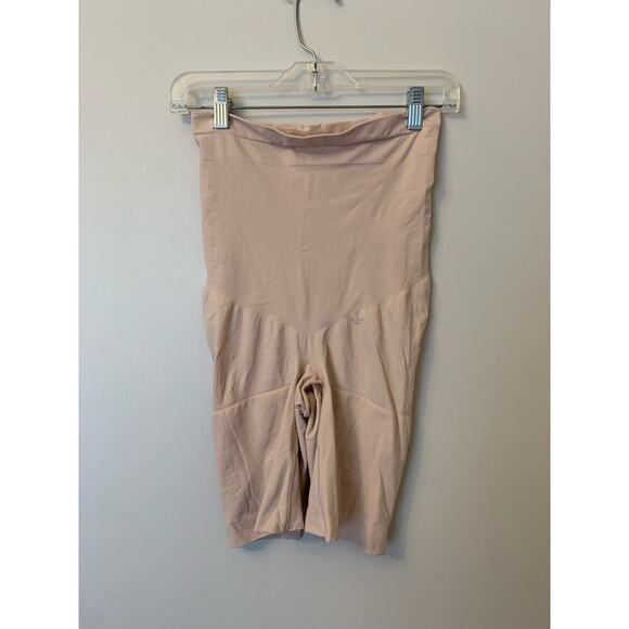 SPANX Shapewear High Waisted Shorts Beige 1X - Picture 1 of 3